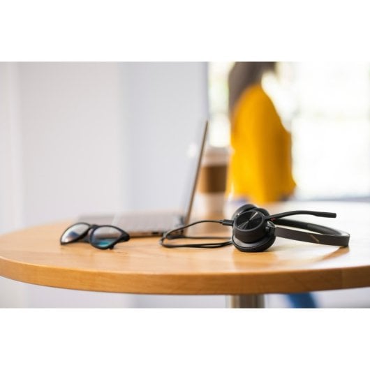 HP Poly Voyager 4320-M - Auriculares Bluetooth con Base de Carga y Certificados para Microsoft Teams Negros Todos los auriculares | HP POLY